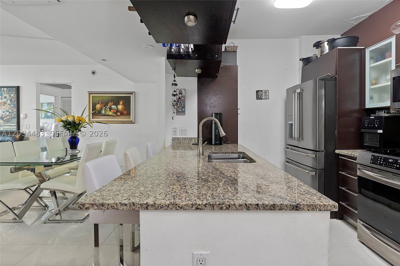 Condo for sale at The Plaza Tower II 605