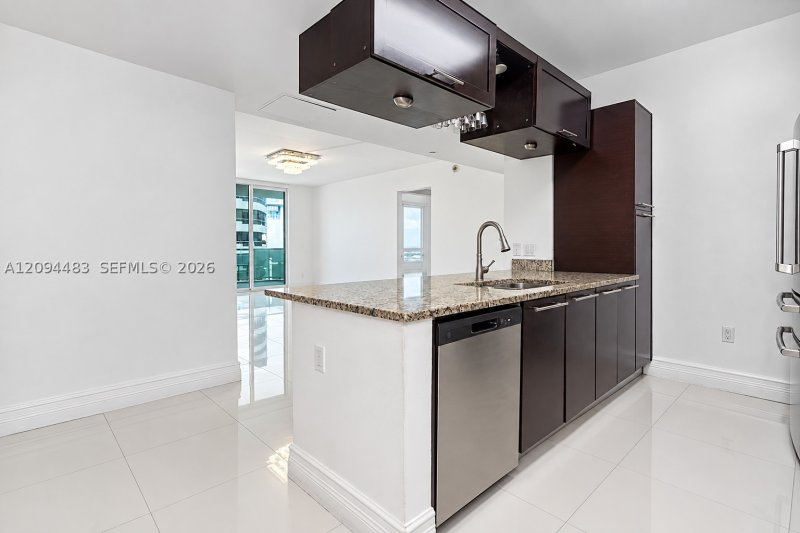 Condo for sale at The Plaza Tower II 605