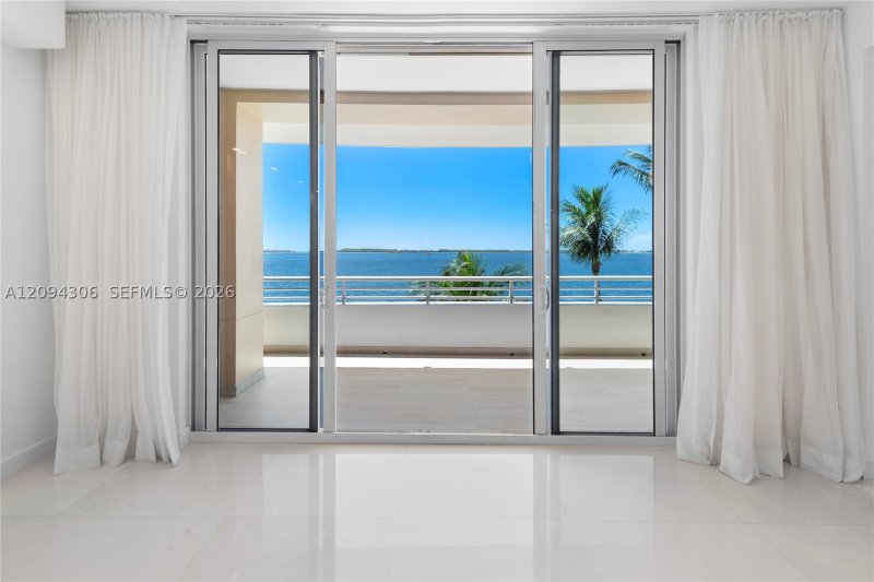Comprar apartamento no Two Tequesta Point 304