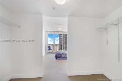 Comprar apartamento en Opera Tower 4609