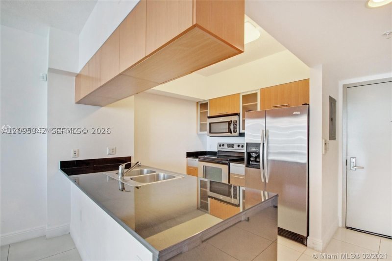 Comprar apartamento en Opera Tower 4609