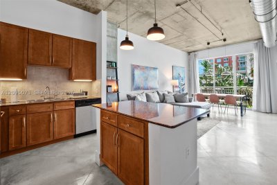 Comprar apartamento no Cite On The Bay 3405