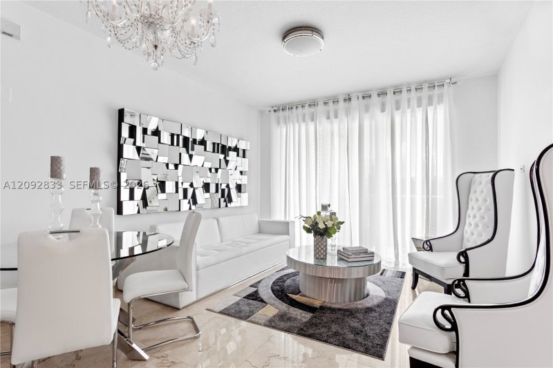 Comprar apartamento en Brickell on the River North 4018