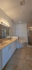 Alquiler de apartamento en 360 Condominium West PH19