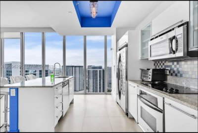 Aluguel de apartamento no Marina Blue 4701