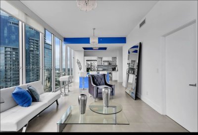 Aluguel de apartamento no Marina Blue 4701