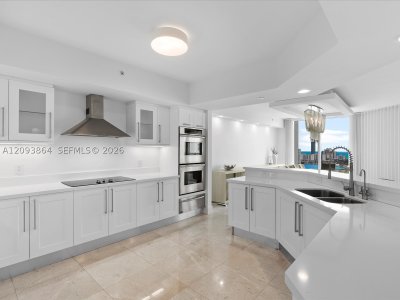 Comprar apartamento no Peninsula II 2706