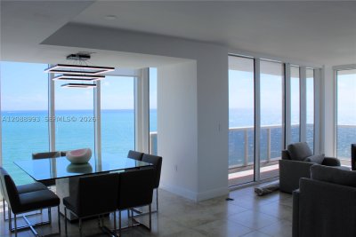 Aluguel de apartamento no Harbour House 1210
