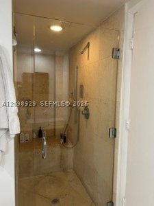 Comprar apartamento en Icon Brickell Tower II 5506