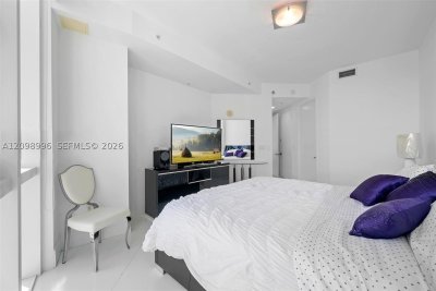 Comprar apartamento no Trump Royale 3501A