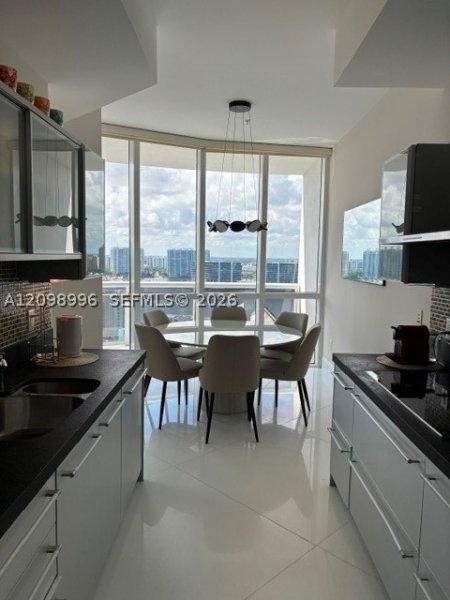 Condo for sale at Trump Royale 3501A
