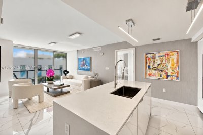 Bijou Bay Harbor Apt #601
