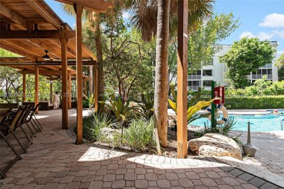 Comprar apartamento no Mystic Pointe 600 1707