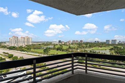 Comprar apartamento no Mystic Pointe 600 1707