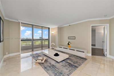 Comprar apartamento no Mystic Pointe 600 1707