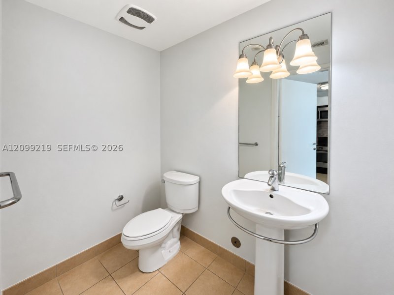 Alquiler de apartamento en Aston Martin Residences L-406