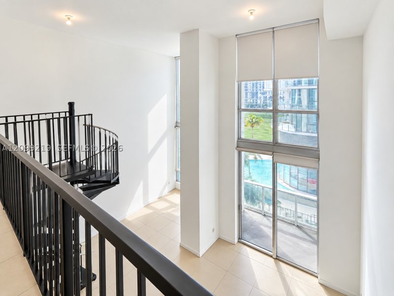 Alquiler de apartamento en Aston Martin Residences L-406
