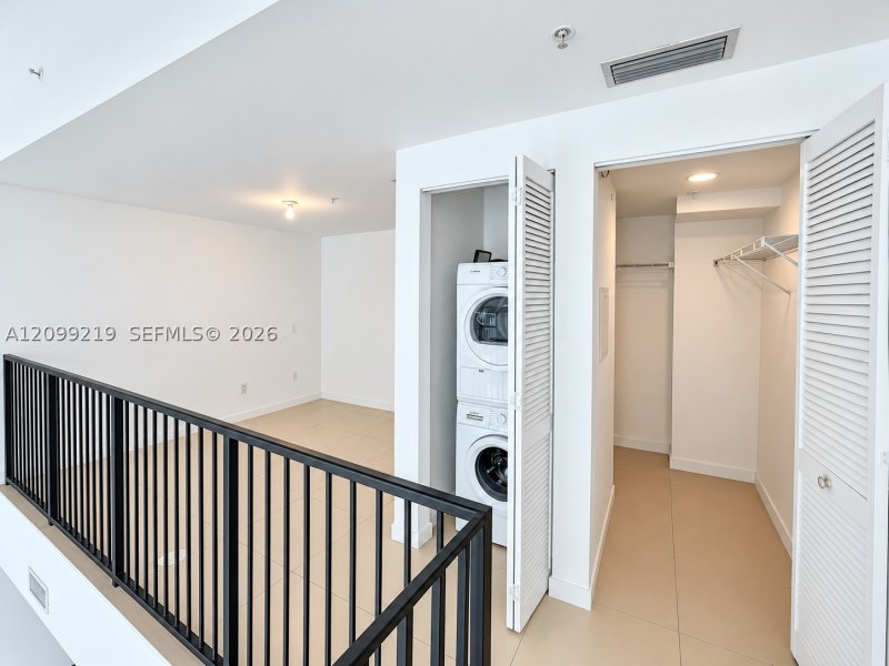 Alquiler de apartamento en Aston Martin Residences L-406