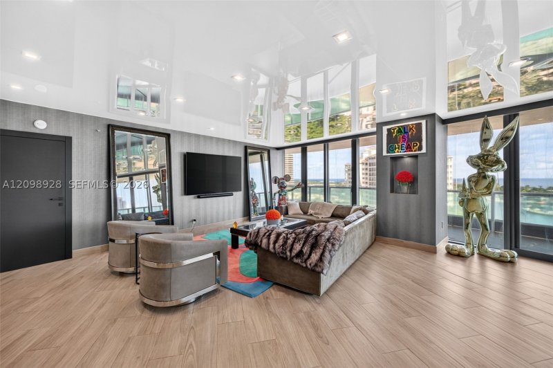 Comprar apartamento en Porto Vita 1205