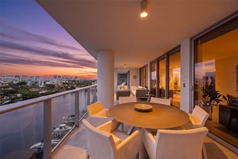 Comprar apartamento en Riva Fort Lauderdale 804