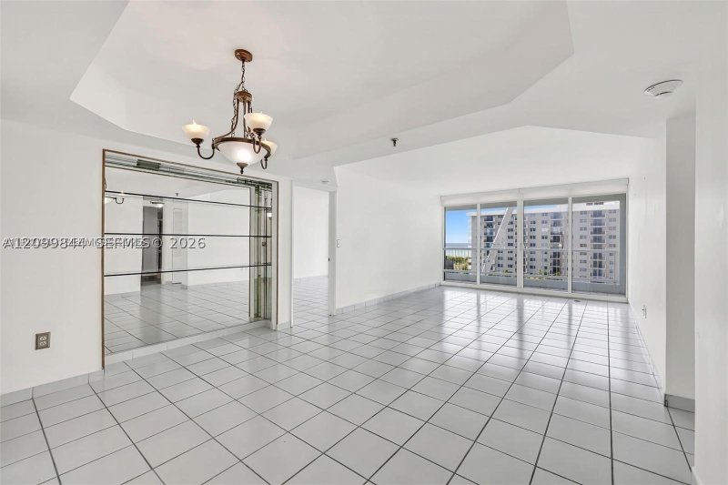 apartamento para alugar no Marbella Surfside