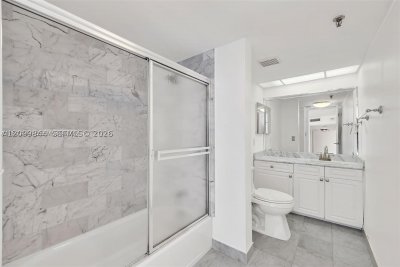 Comprar apartamento en Marbella Surfside 705