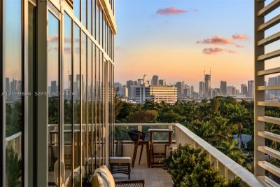 Ritz-Carlton Residences Miami Beach Apt #512