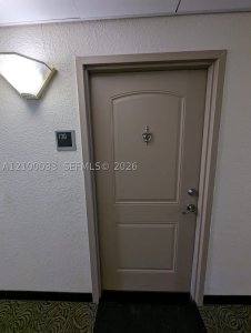 Aluguel de apartamento no Arlen House 730