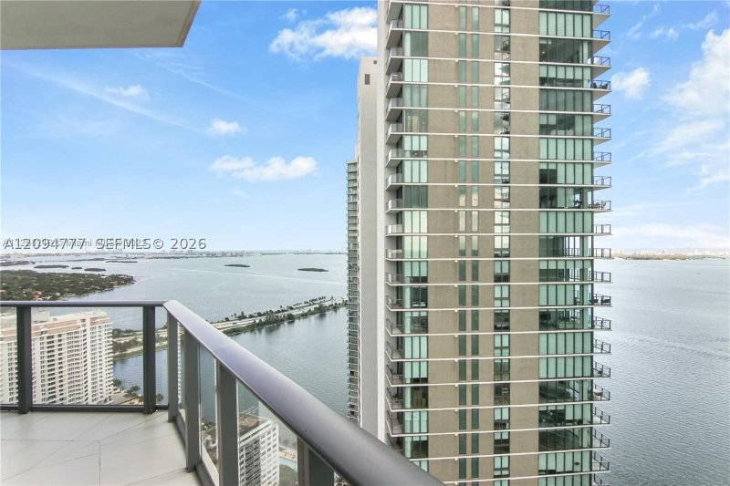 Alquiler de apartamento en Paraiso Bayviews 4006