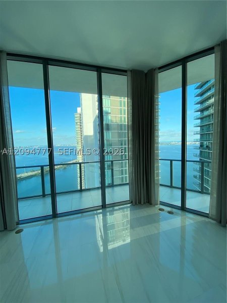 Alquiler de apartamento en Paraiso Bayviews 4006