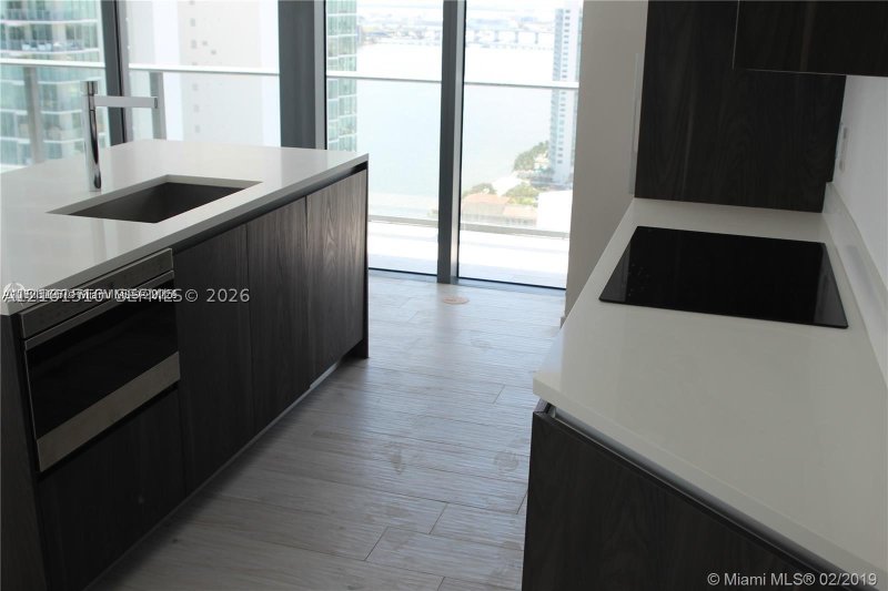 Comprar apartamento no Gran Paraiso 3301