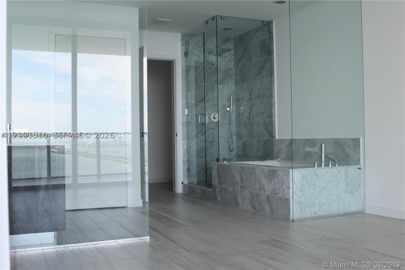 Comprar apartamento no Gran Paraiso 3301
