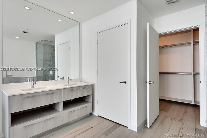 Comprar apartamento no Gran Paraiso 3301