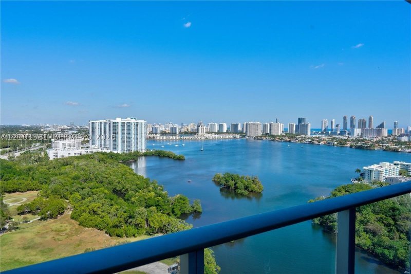Apartment for rent at The Harbour 2406