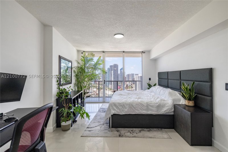Aluguel de apartamento no Opera Tower 4312