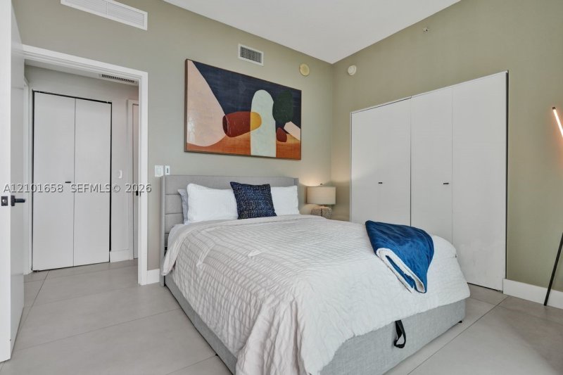 Aluguel de apartamento no City 24 1406