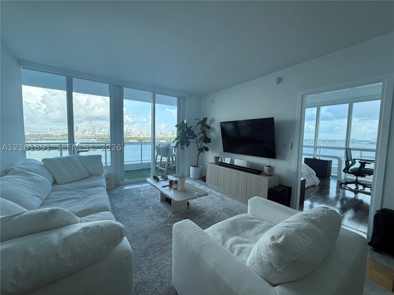 Apartment for rent at Bentley Bay North 1014