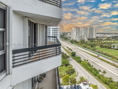 Comprar apartamento no Mystic Pointe 600 1905