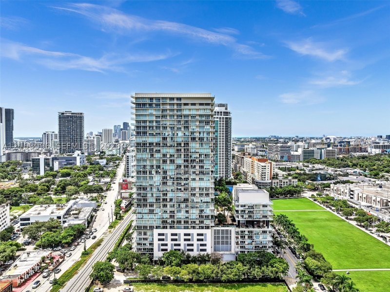 Condo for sale at Midtown Miami 2 H2509