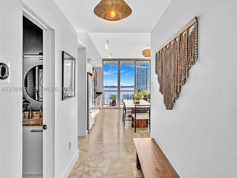 Condo for sale at Midtown Miami 2 H2509