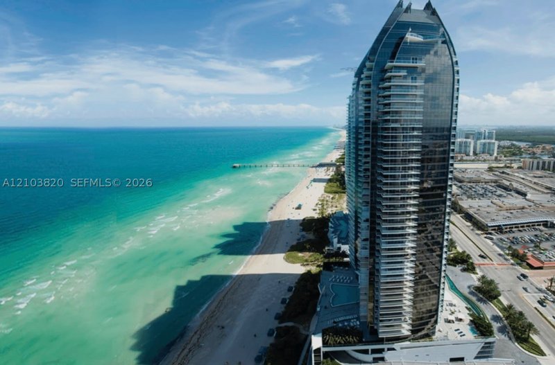 Alquiler de apartamento en Jade Ocean 1608