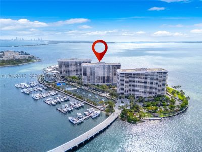 Comprar apartamento en Grove Isles Tower II B606