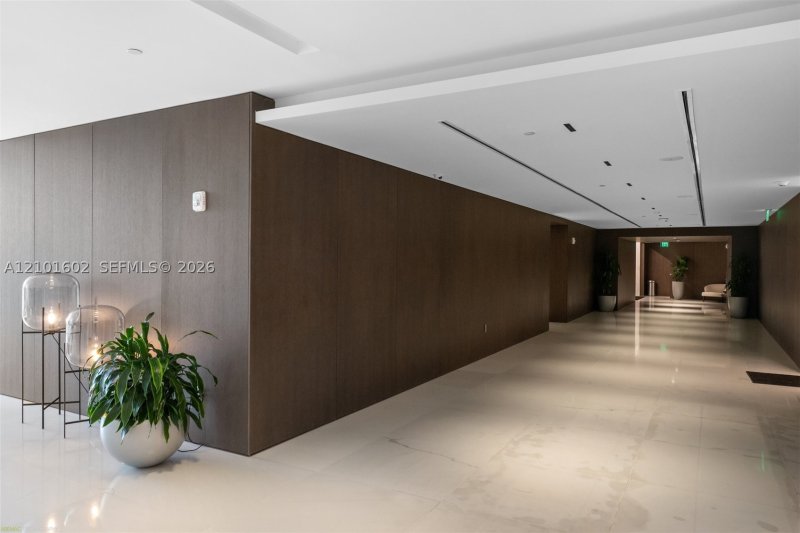 Aluguel de apartamento no Aston Martin Residences 1205C
