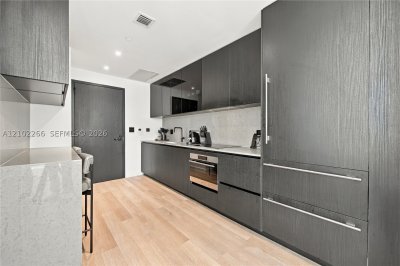 Comprar apartamento no E11EVEN Hotel & Residences 3308