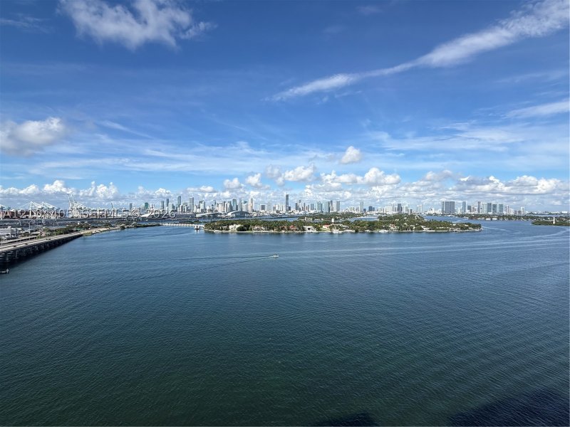Apartment for rent at Bentley Bay North 1811
