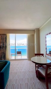 Comprar apartamento en Trump International Sonesta Beach Resort 1711
