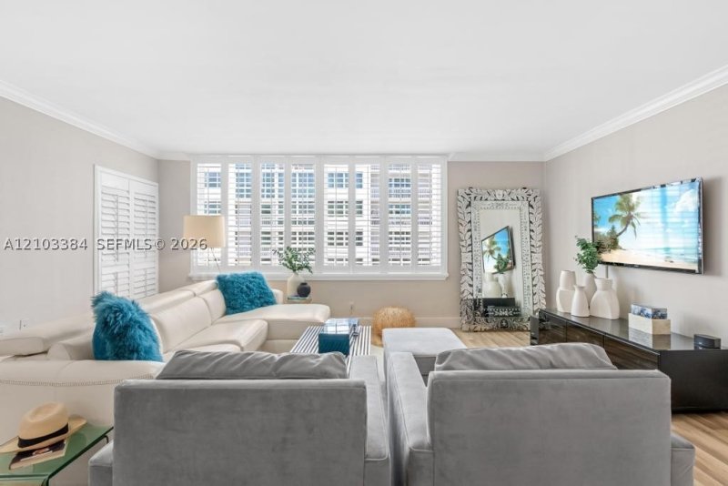 Apartment for rent at Carriage House Miami Beach 343