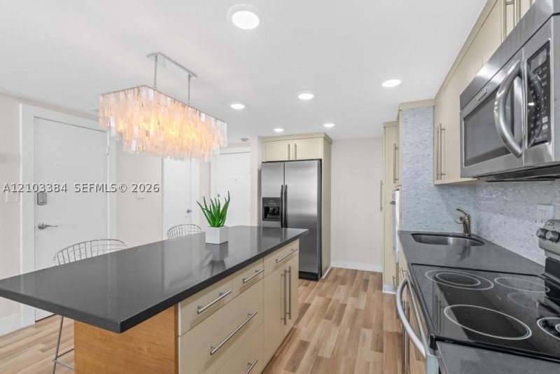 Apartment for rent at Carriage House Miami Beach 343