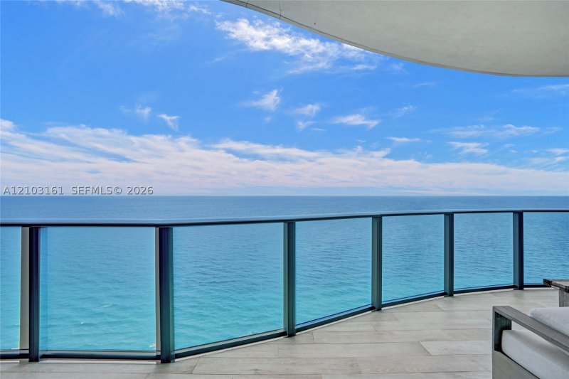 Comprar apartamento en Regalia 33