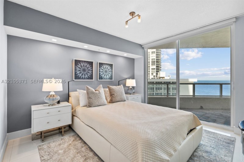 Property photo # 8